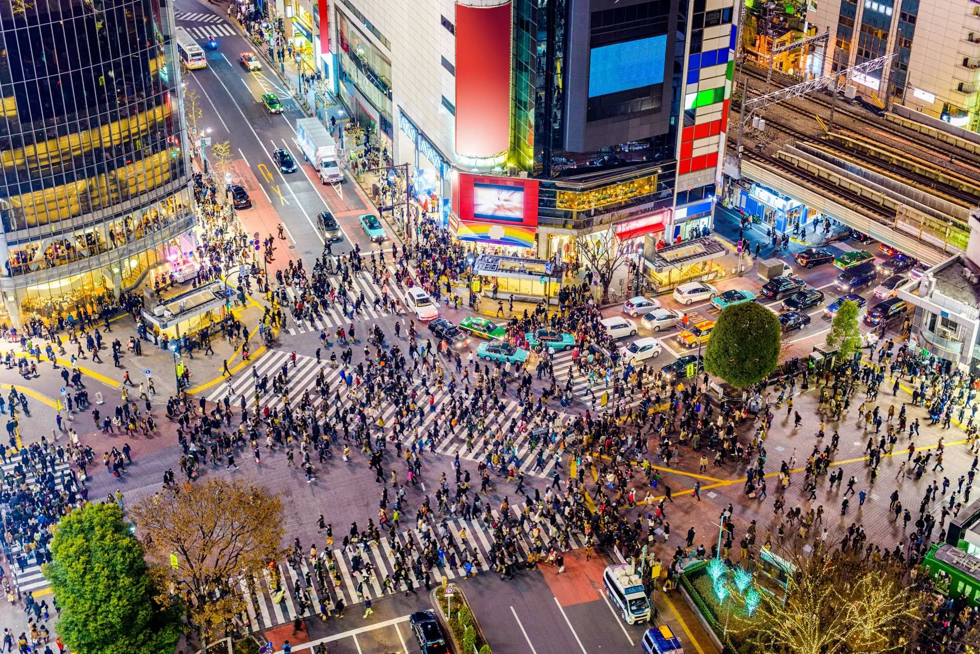 Shibuya Scramble Crossing at night with Shibuya 109 screens — Death Note Kira broadcast location
