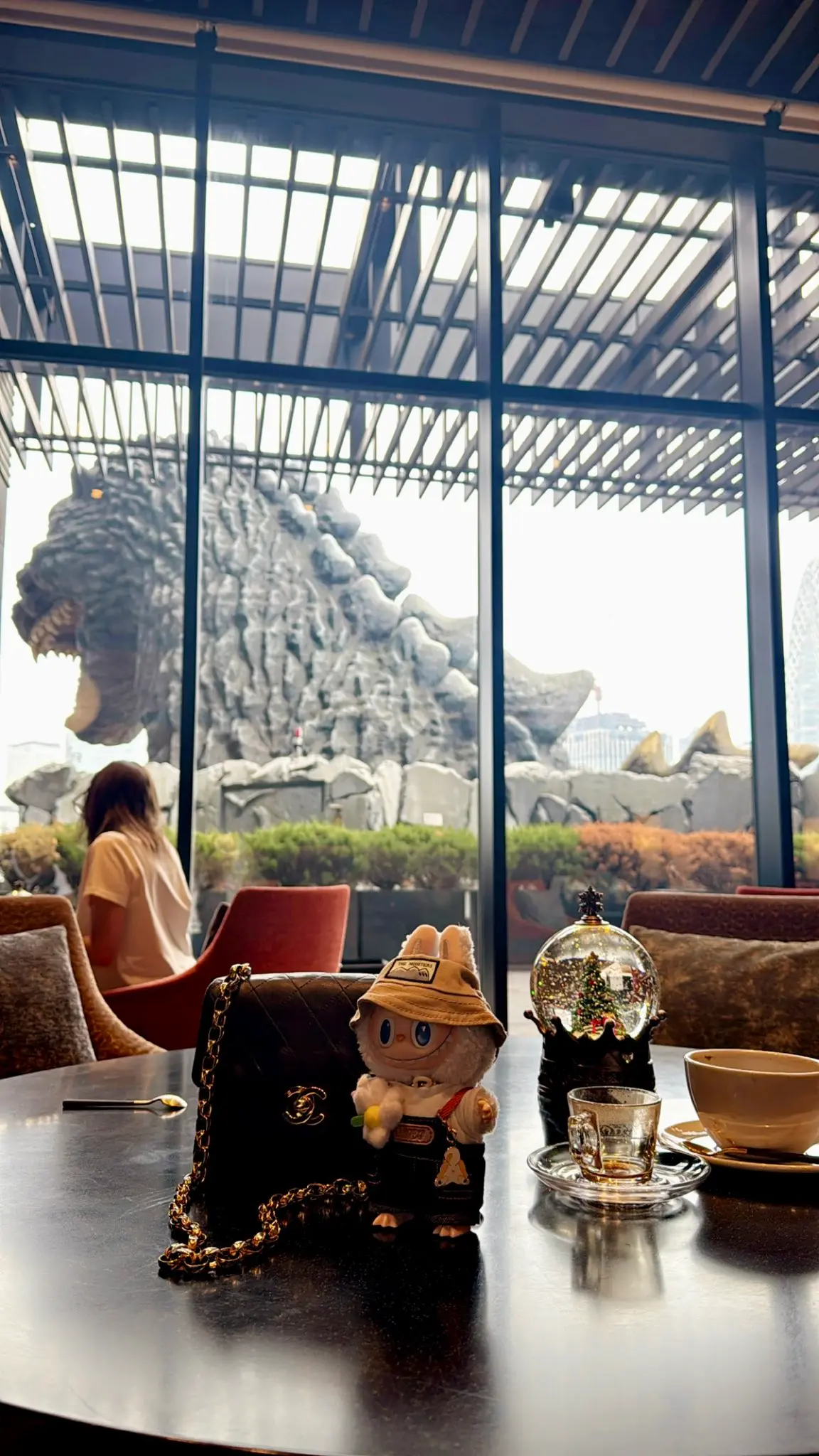 Godzilla View room interior