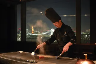 Grand Nikko Tokyo Daiba — The Grill on 30th restaurant with bay panorama