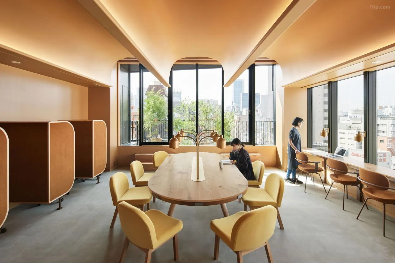 9h Nine Hours Woman Shinjuku lounge and rest area