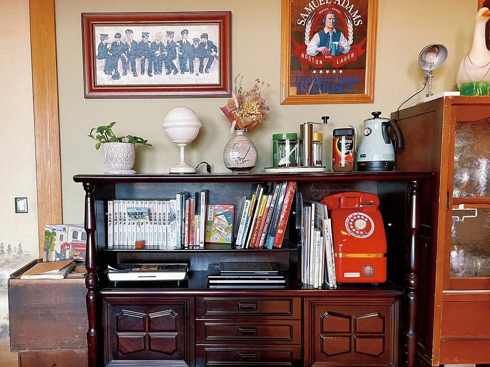 Popeye retro Showa kissaten interior with siphon coffee counter and sea-view window