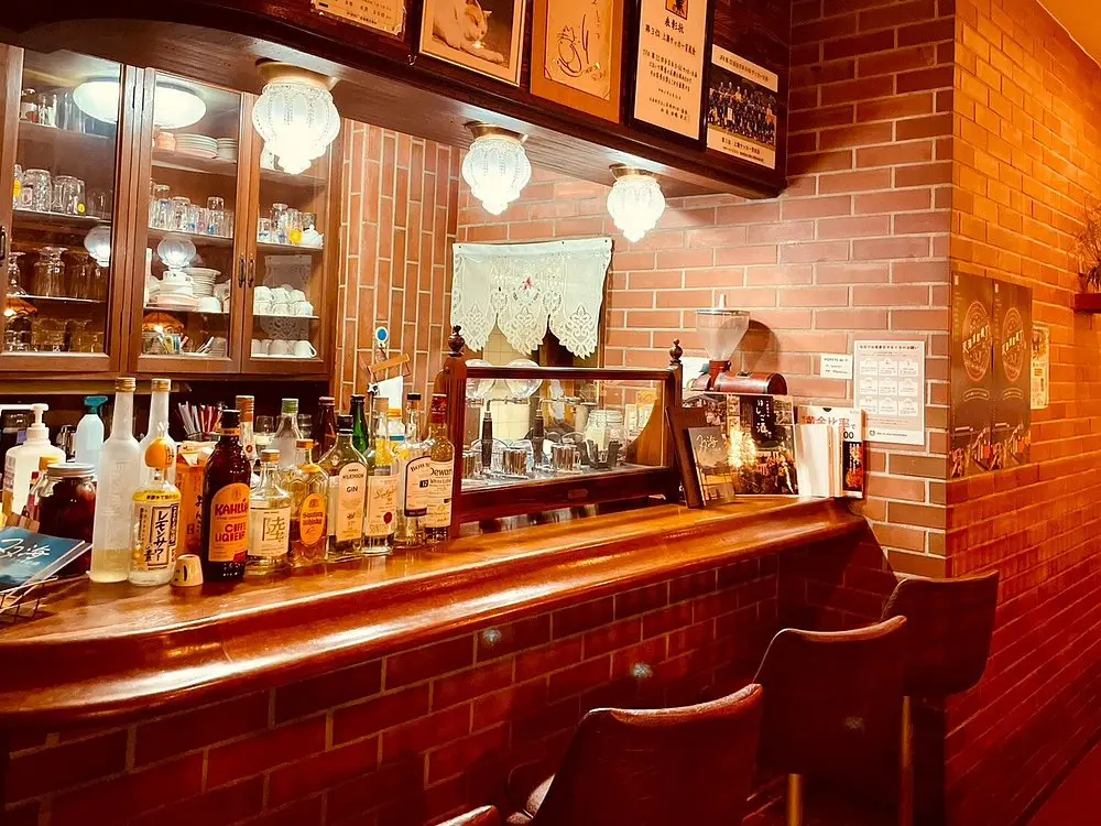 Train Room at Yado Popeye with terrace directly facing Iyo-Kaminada Station platform