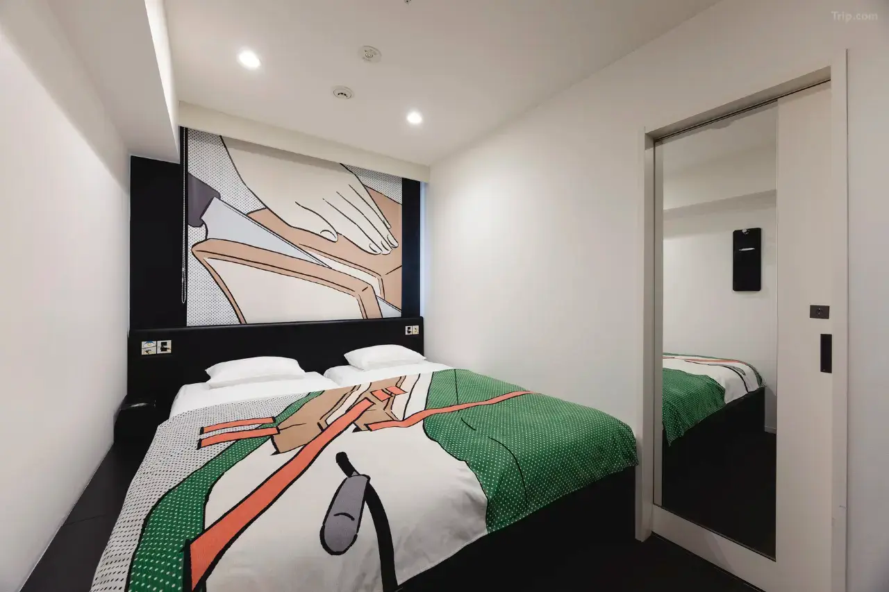 Hotel Tavinos Hamamatsucho — Sunny-side Up room design