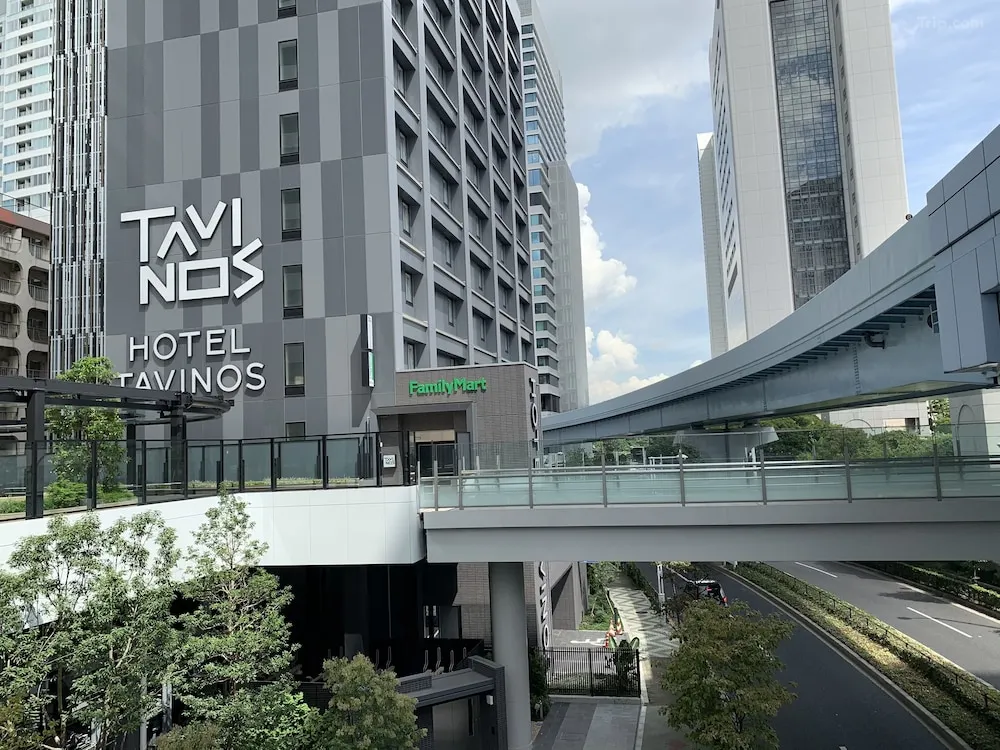 Hotel Tavinos Hamamatsucho exterior — manga-themed hotel near Tokyo Bay